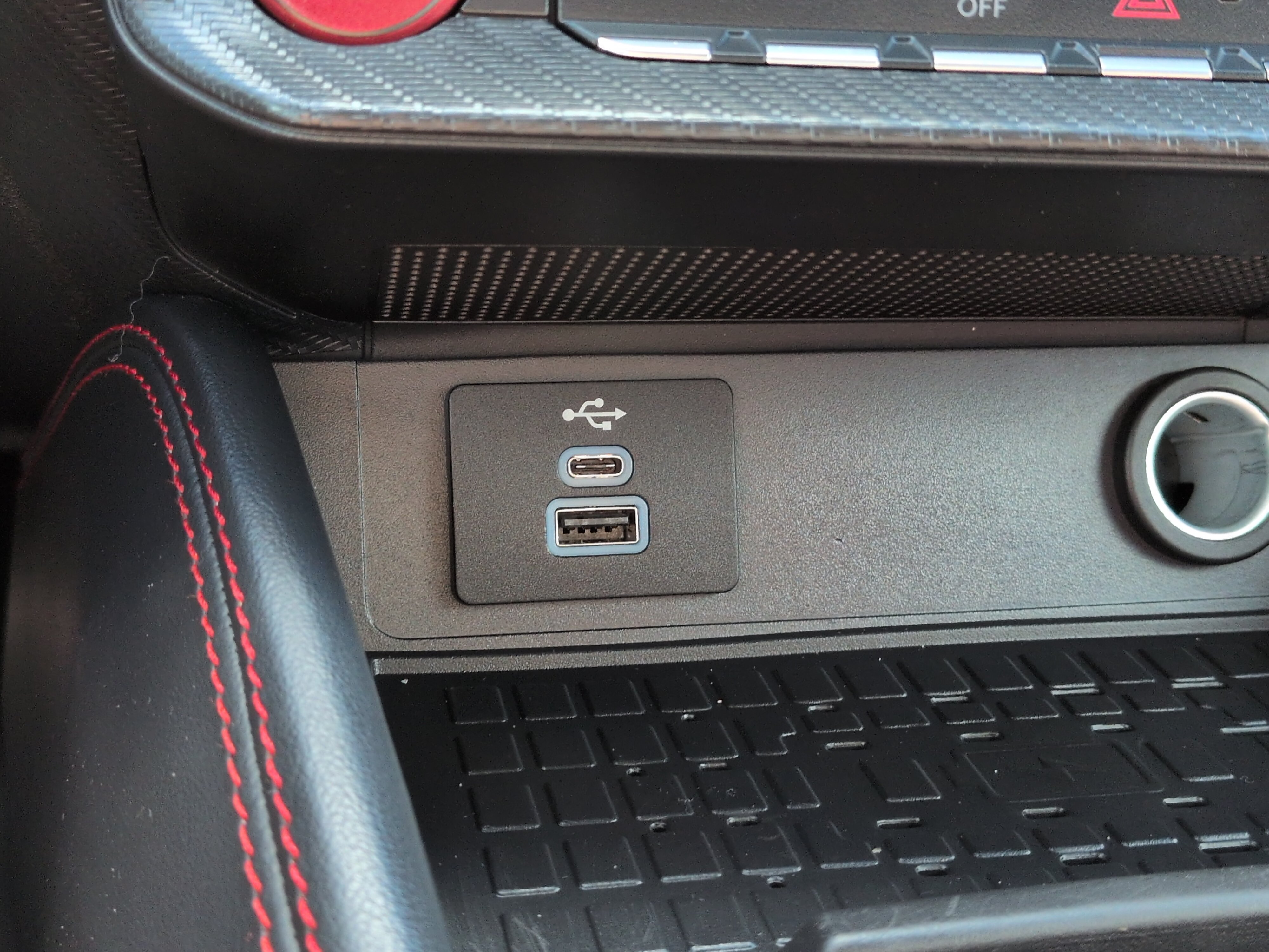 Certified 2024 Ford Mustang GT Premium RWD image 19