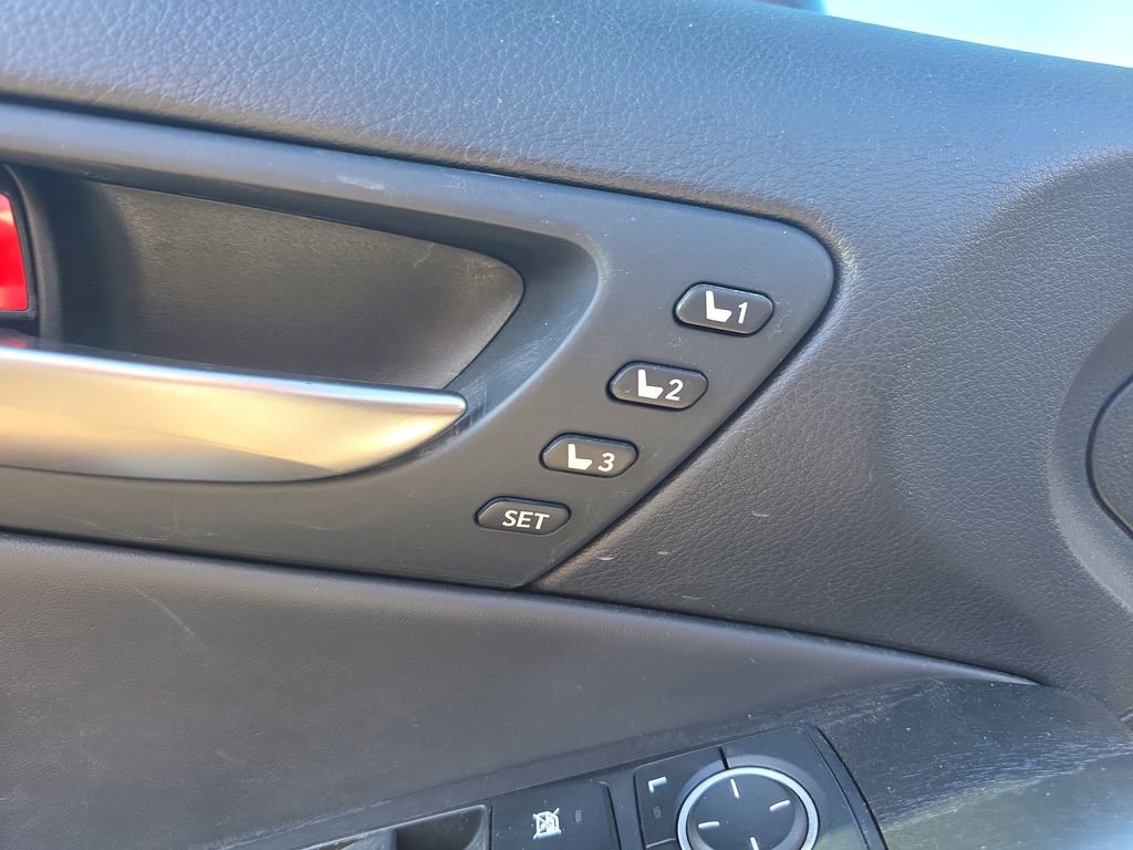 Used 2022 Lexus IS 500 image 28