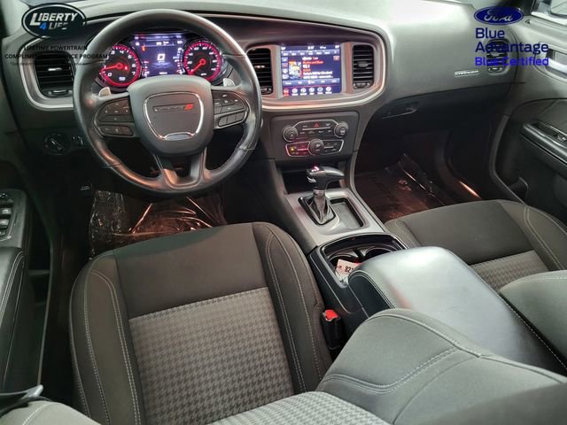Used 2020 Dodge Charger SXT w/ Blacktop Package image 33