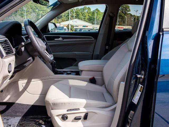 Used 2022 Volkswagen Atlas SEL R-Line image 19