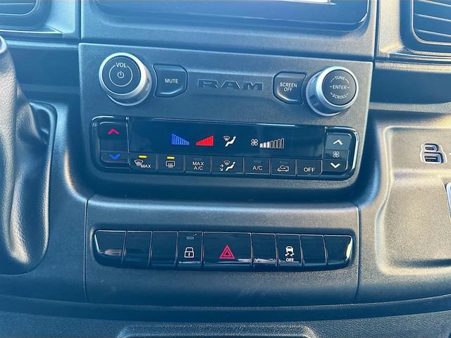 Used 2025 RAM ProMaster 2500 w/ Convenience Group image 18