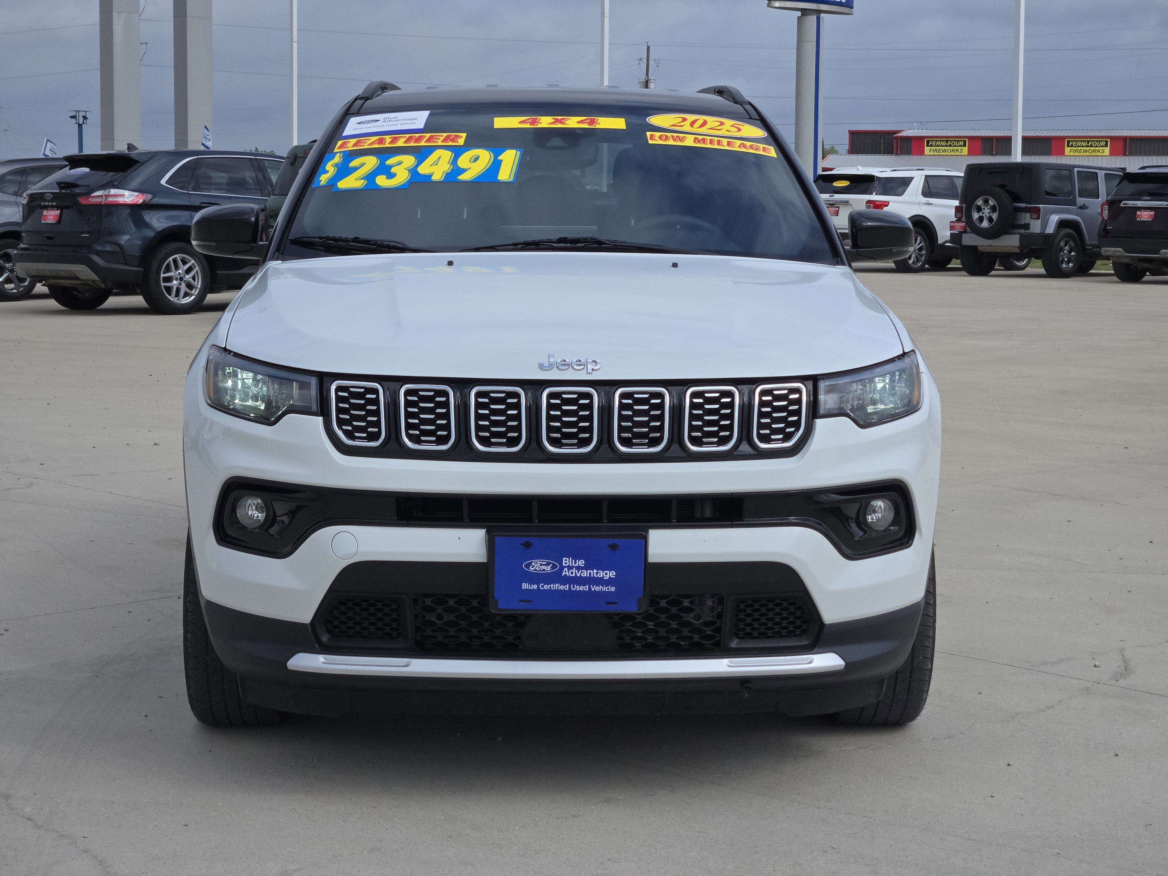 Used 2025 Jeep Compass Limited AWD/4WD image 7