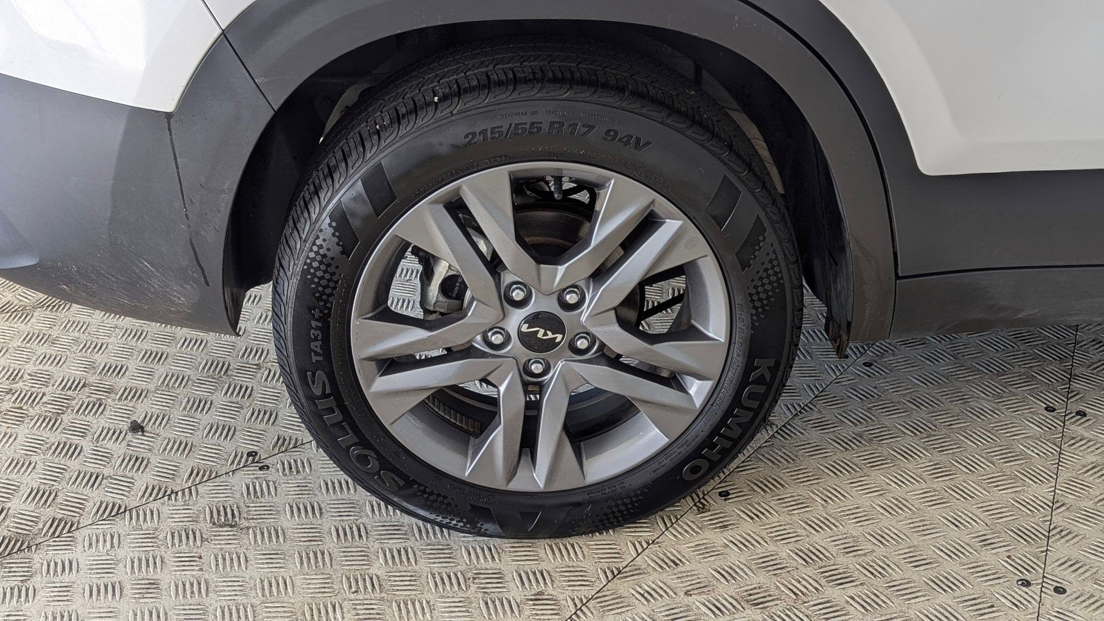 Used 2023 Kia Seltos S image 11