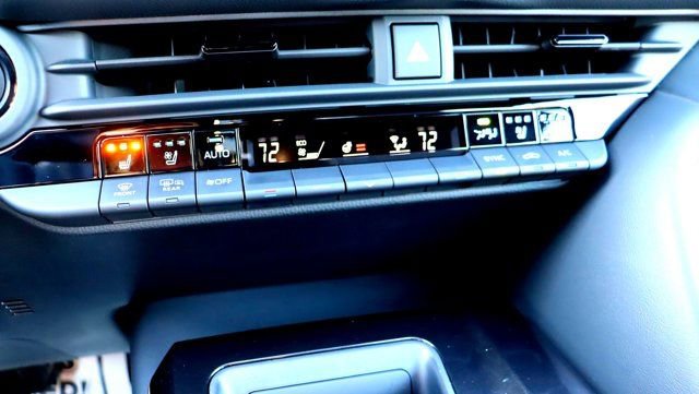 Used 2026 Toyota Crown Platinum image 26