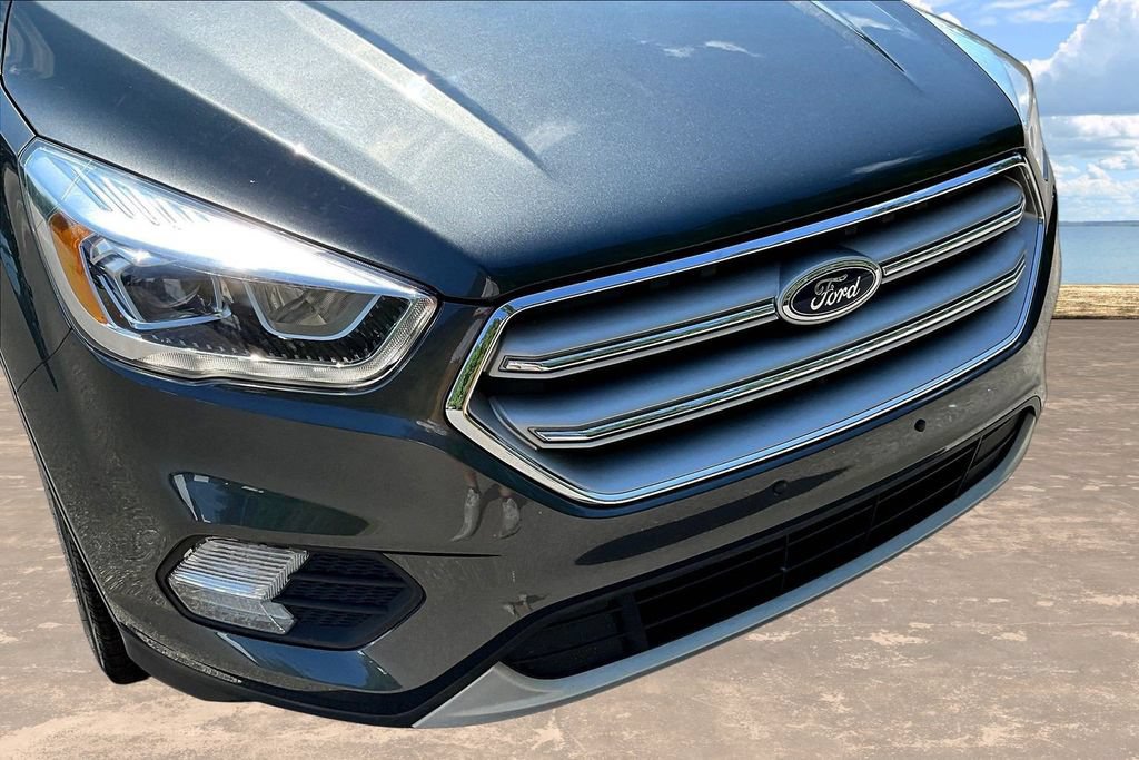 Certified 2019 Ford Escape SEL FWD image 34