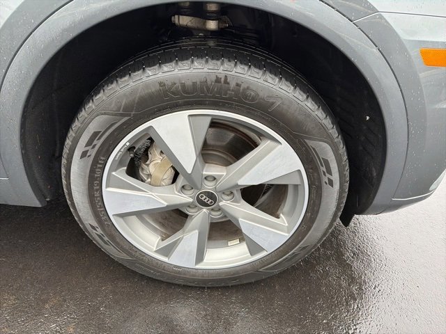 Used 2020 Audi Q5 2.0T Premium w/ Convenience Package image 14