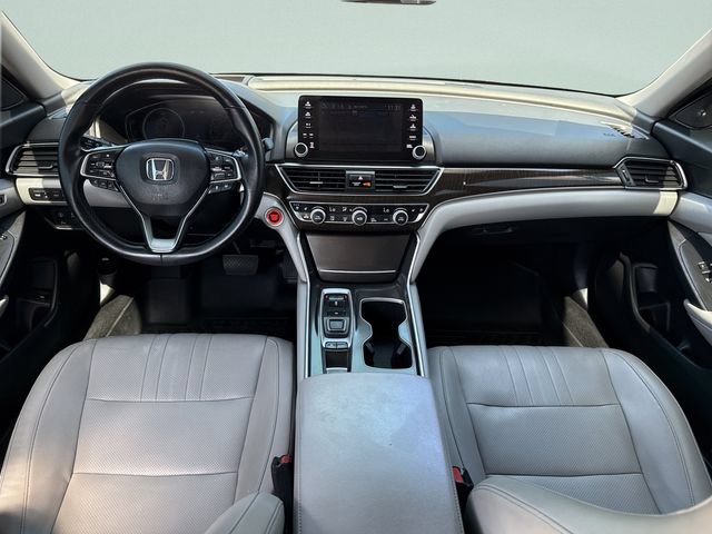 Used 2018 Honda Accord Touring image 19