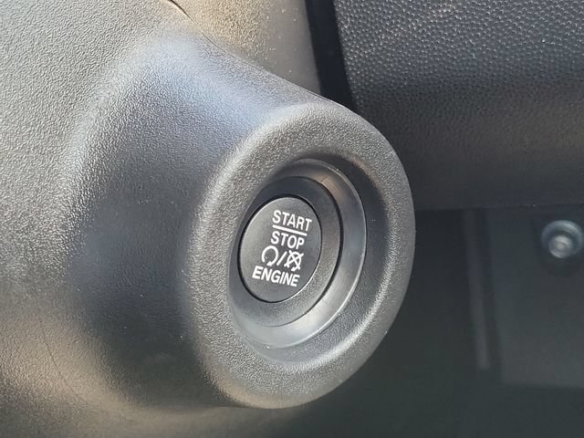 Used 2024 RAM ProMaster 2500 w/ Convenience Group FWD image 22