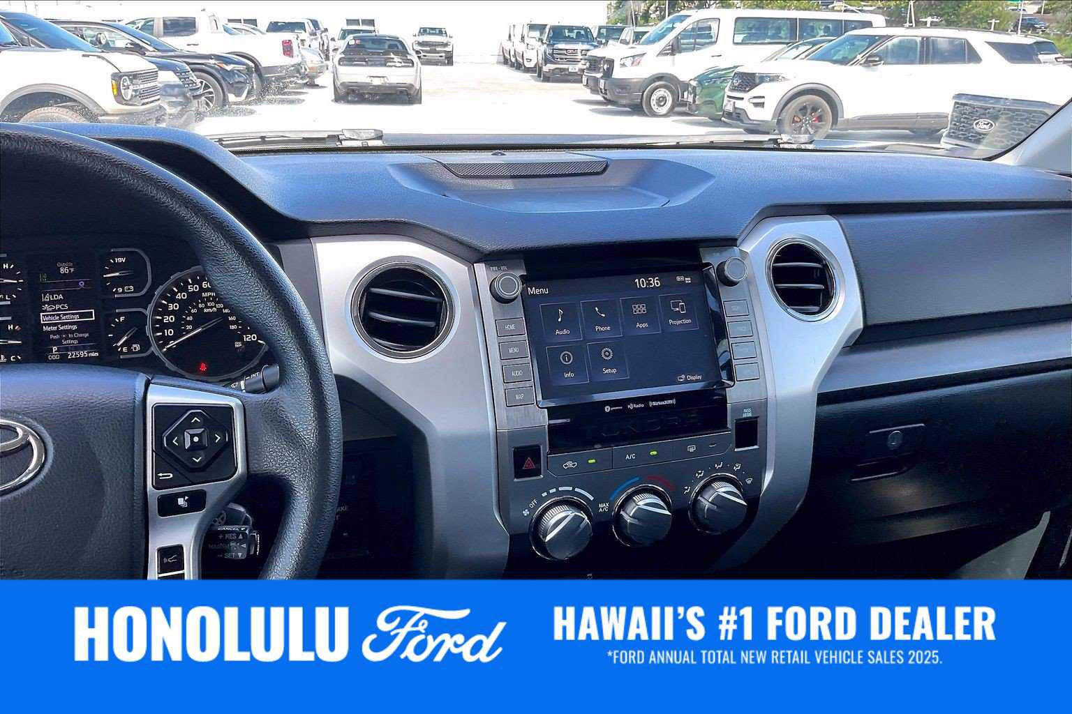 Used 2020 Toyota Tundra SR5 w/ SR5 Upgrade Package RWD image 15