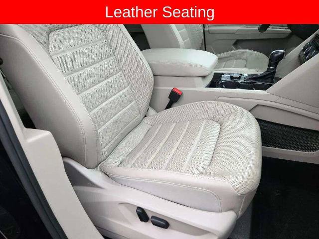 Used 2018 Volkswagen Atlas SEL Premium AWD/4WD image 31