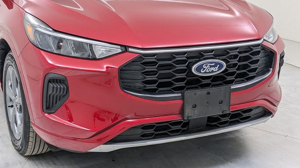 Certified 2024 Ford Escape ST-Line w/ Equipment Group 301A image 40