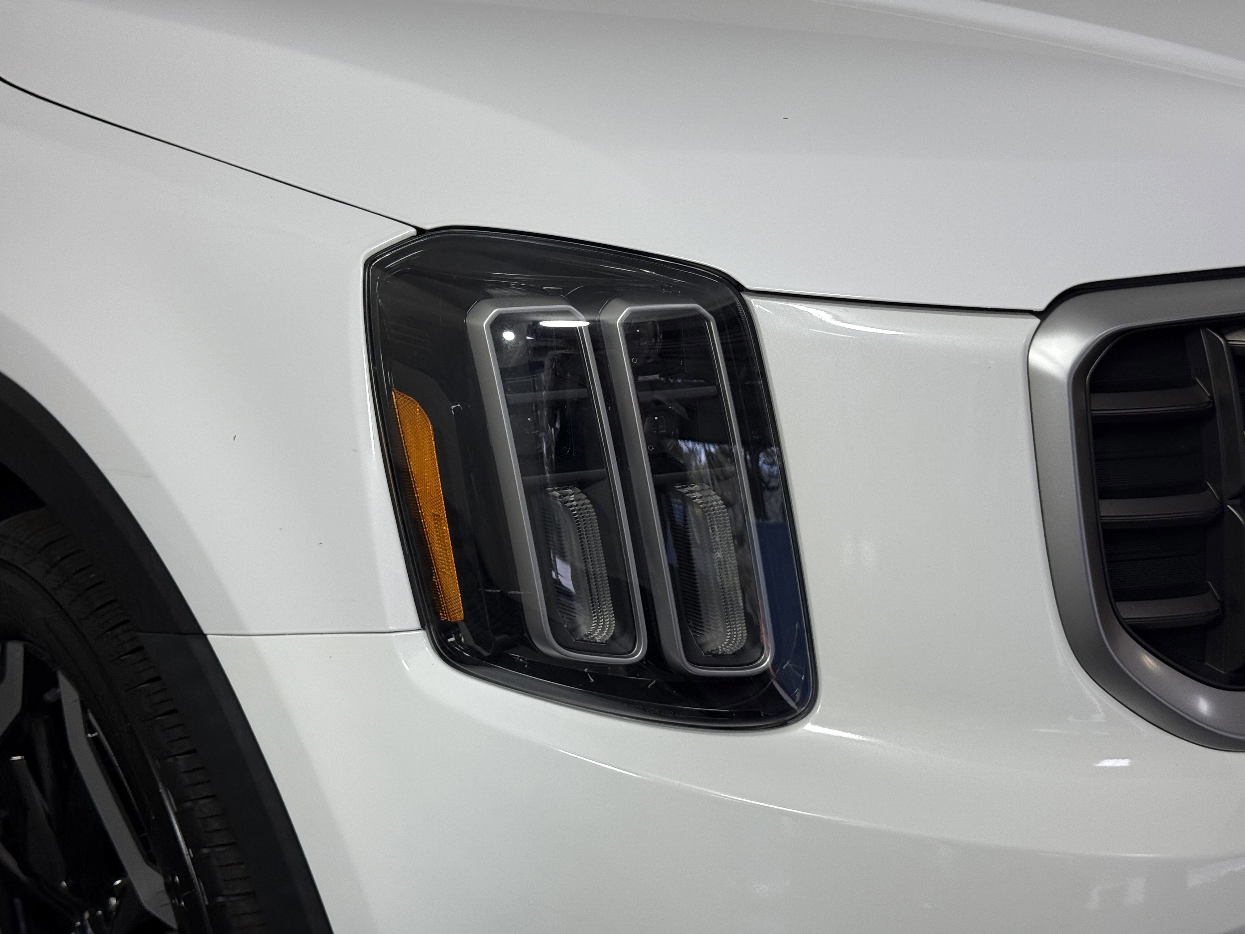 Used 2023 Kia Telluride S image 7