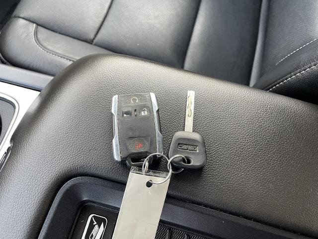 Used 2017 GMC Sierra 1500 SLT w/ SLT Preferred Package image 40