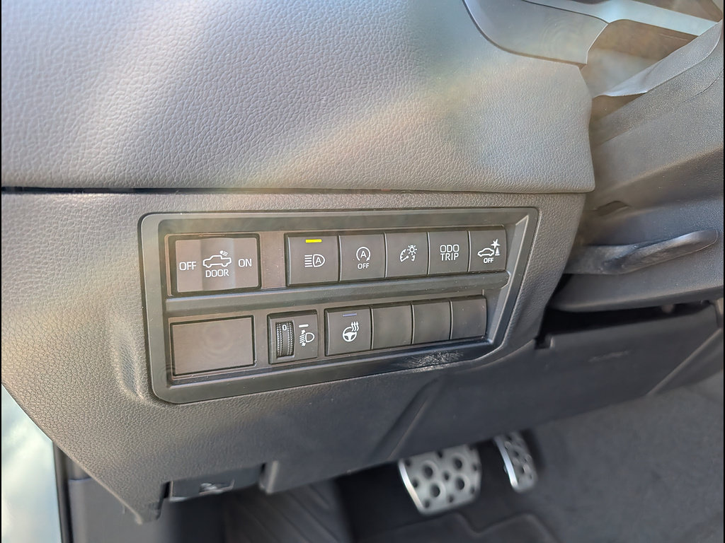 Used 2023 Toyota Tundra Limited w/ TRD Off-Road Package AWD/4WD image 30
