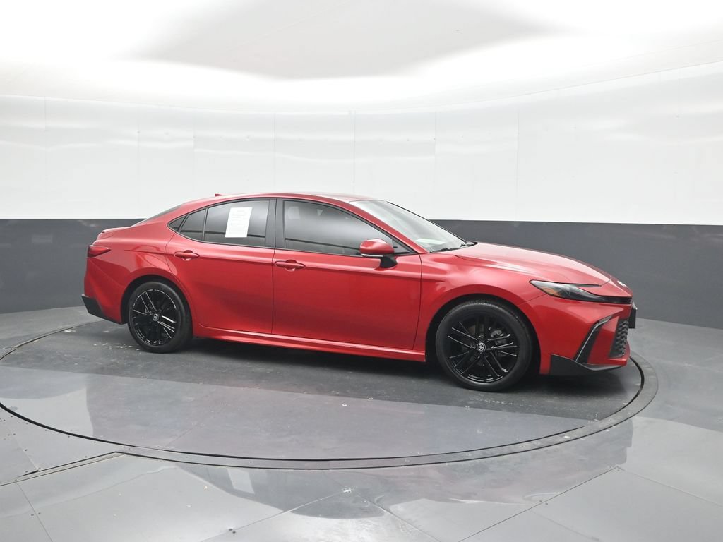 Used 2025 Toyota Camry SE w/ Convenience Package FWD image 11