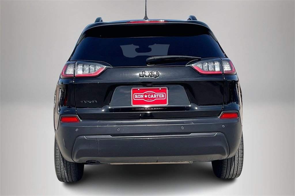 Used 2020 Jeep Cherokee Latitude Plus image 3