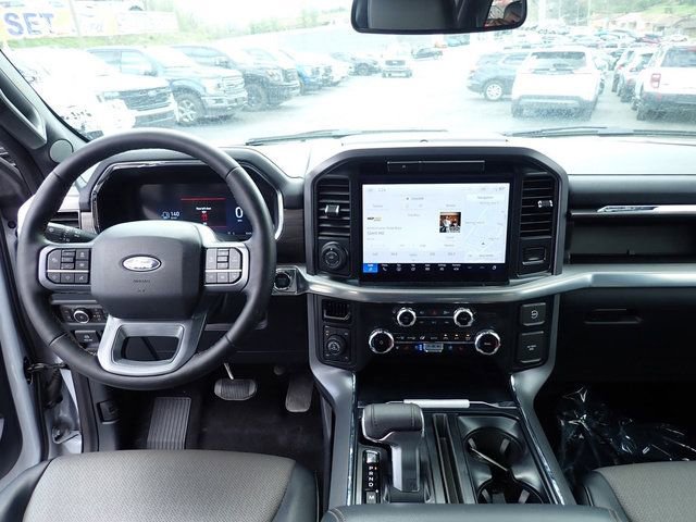 Certified 2025 Ford F150 Lariat w/ Equipment Group 501A Mid image 21