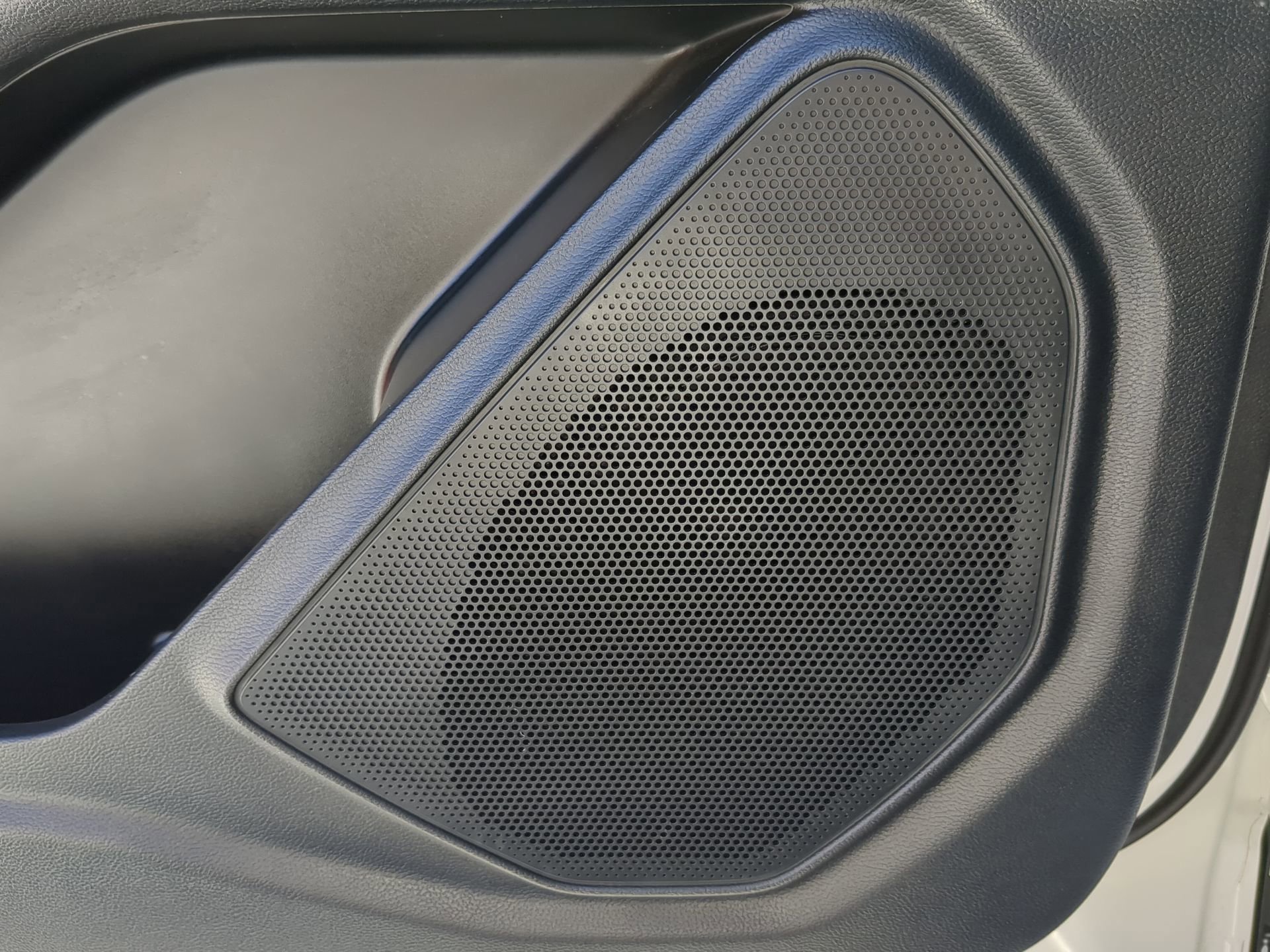 Certified 2022 Ford Explorer XLT w/ Equipment Group 202A image 49