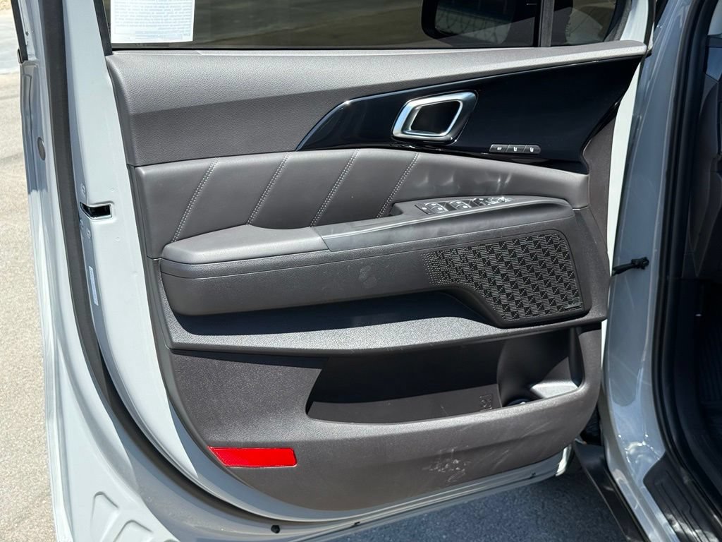 Used 2026 Kia Carnival SX Prestige FWD image 18