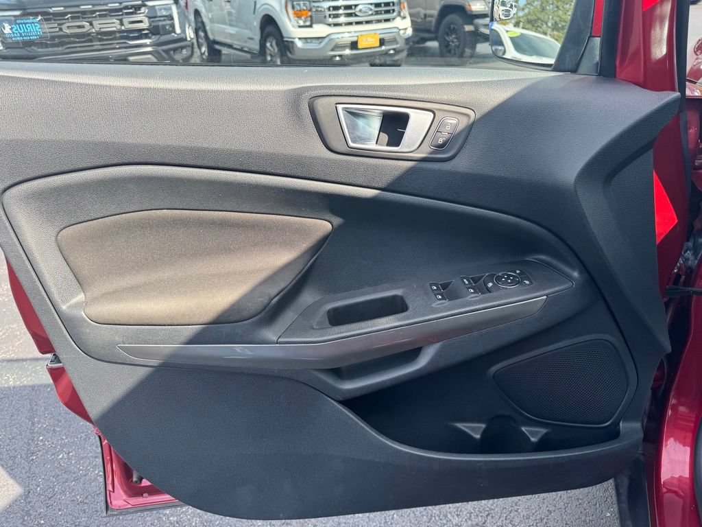 Certified 2018 Ford EcoSport SE FWD image 2