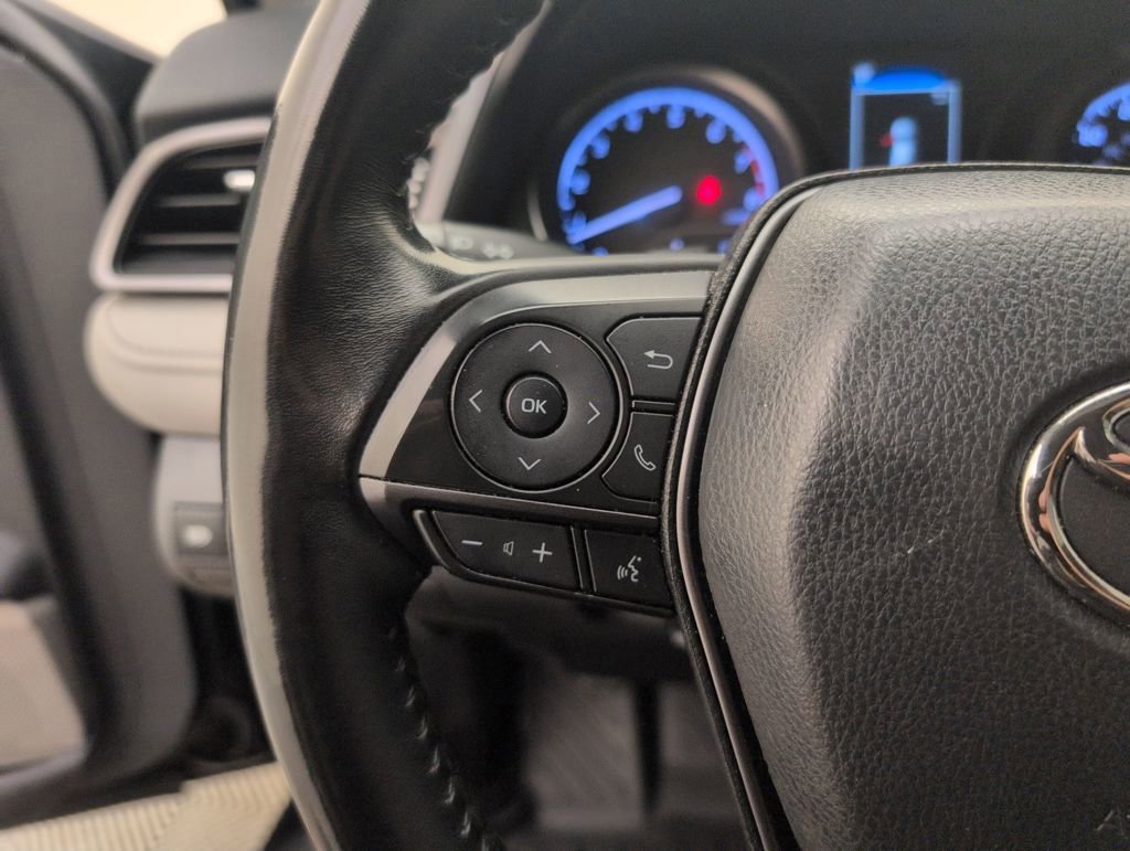 Used 2023 Toyota Camry SE image 38