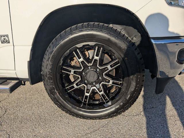 Used 2019 RAM 1500 Big Horn RWD image 11