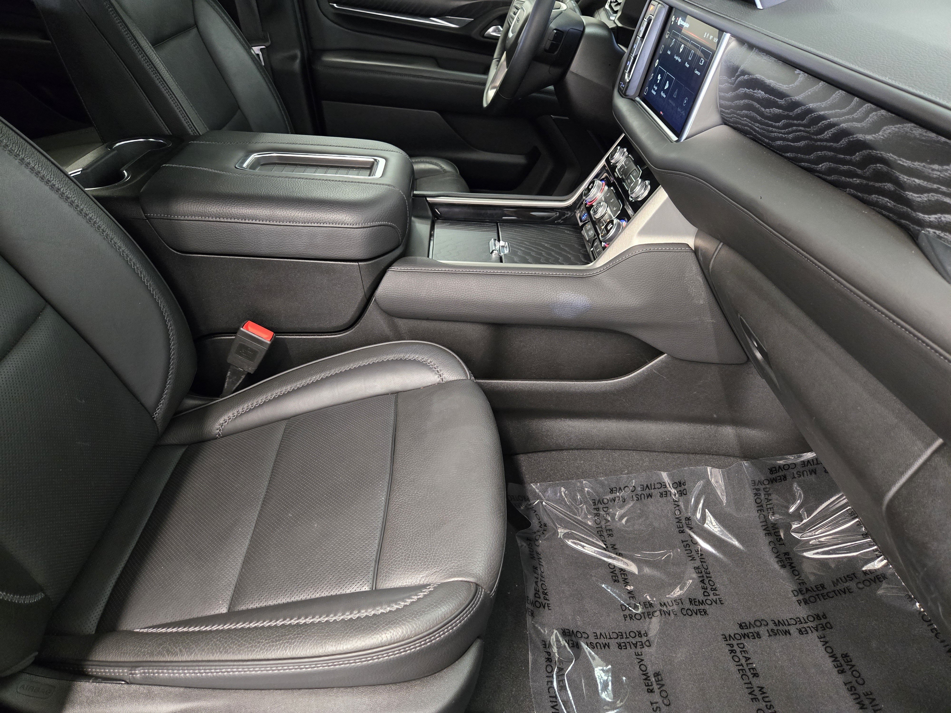 Used 2024 GMC Yukon Denali w/ Max Trailering Package AWD/4WD image 16