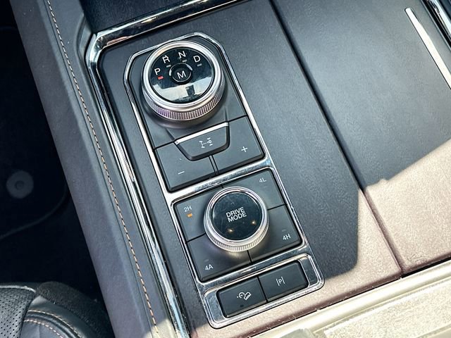 Certified 2023 Ford Expedition Max Platinum image 18