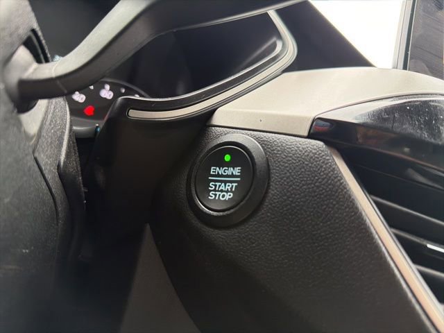 Certified 2021 Ford Escape SE image 34