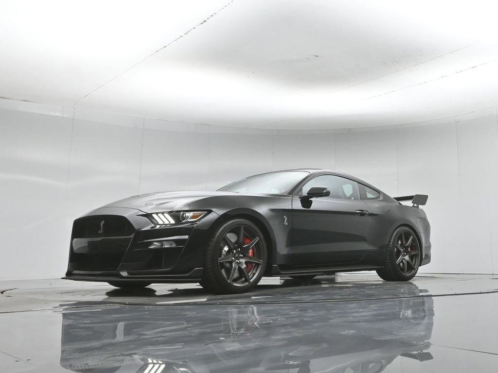 Certified 2021 Ford Mustang Shelby GT500 w/ Carbon Fiber Track Pack RWD image 42
