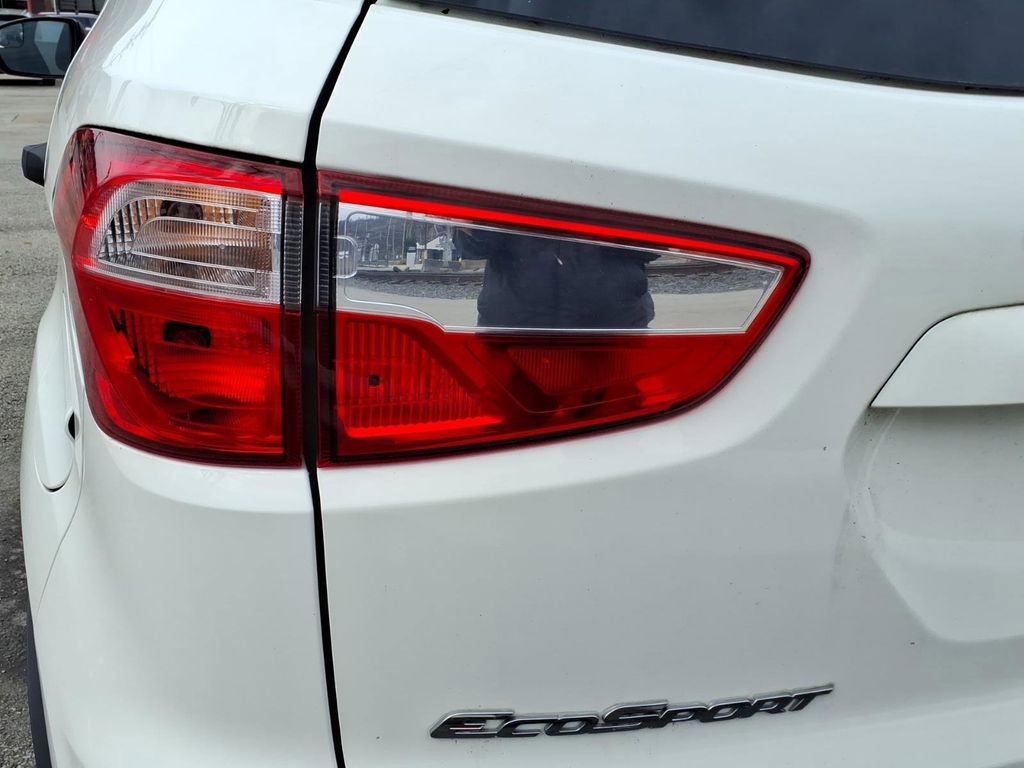 Certified 2022 Ford EcoSport S image 7