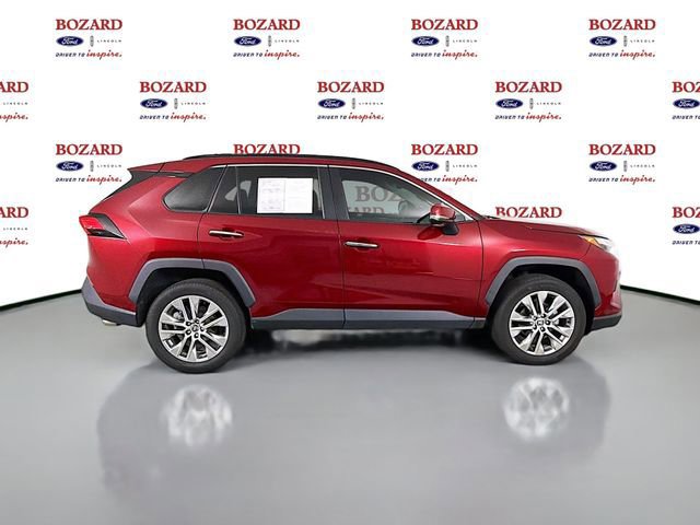 Used 2022 Toyota RAV4 Limited AWD/4WD image 6