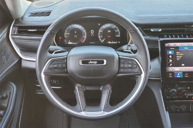 Used 2023 Jeep Grand Cherokee L Limited w/ Luxury Tech Group II image 25