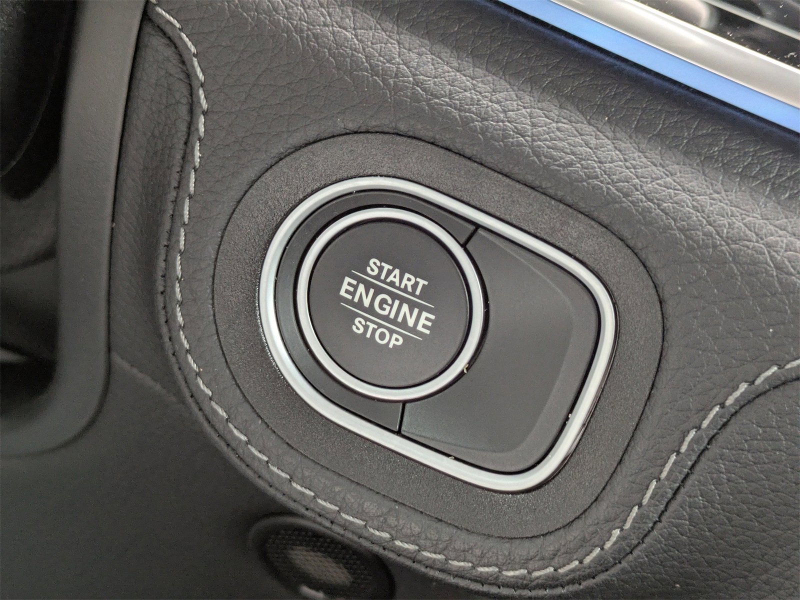 Used 2024 Mercedes-Benz GLE 450e 4MATIC image 38