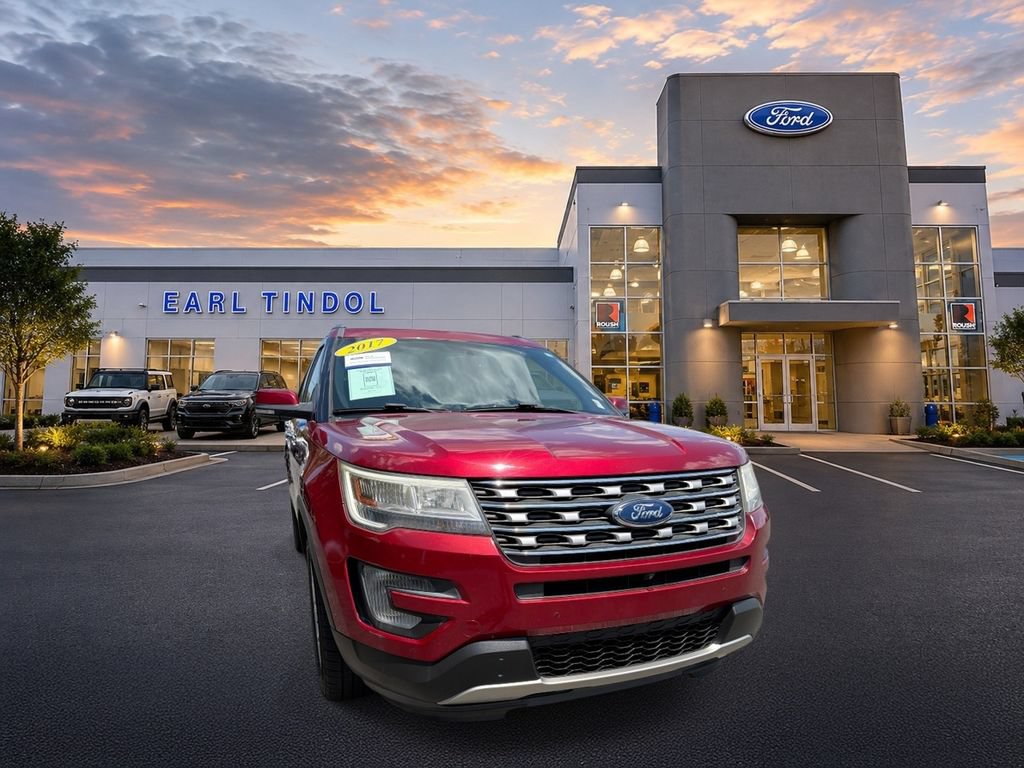Certified 2017 Ford Explorer Limited AWD/4WD image 2