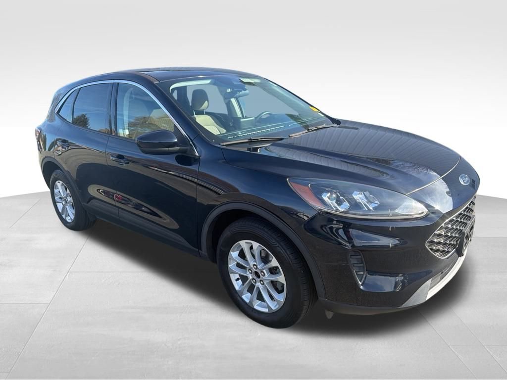 Certified 2021 Ford Escape SE image 9