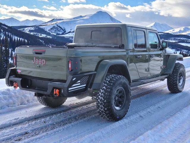 Used 2023 Jeep Gladiator Mojave w/ Cold Weather Group image 4