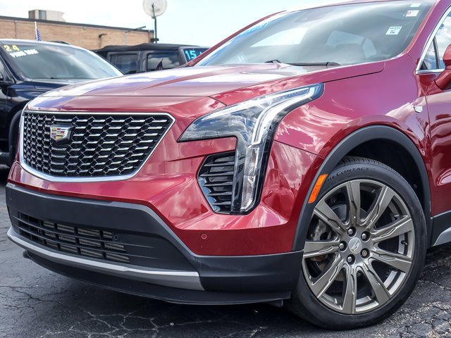 Used 2019 Cadillac XT4 Premium Luxury w/ Driver Assist Package AWD/4WD image 2