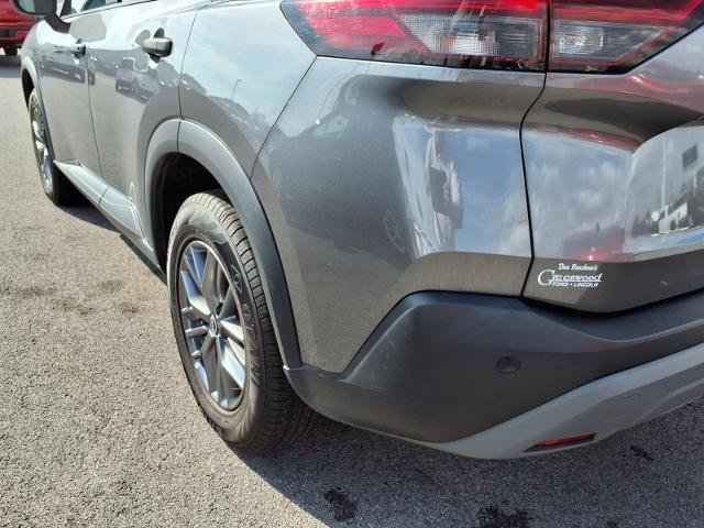 Used 2023 Nissan Rogue S image 23