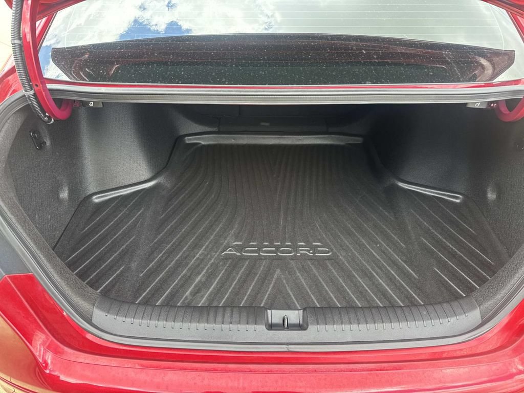 Used 2023 Honda Accord EX image 10