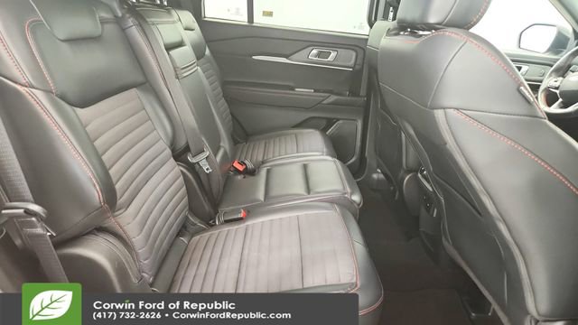 Certified 2025 Ford Explorer ST-Line w/ ST-Line Street Pack AWD/4WD image 24