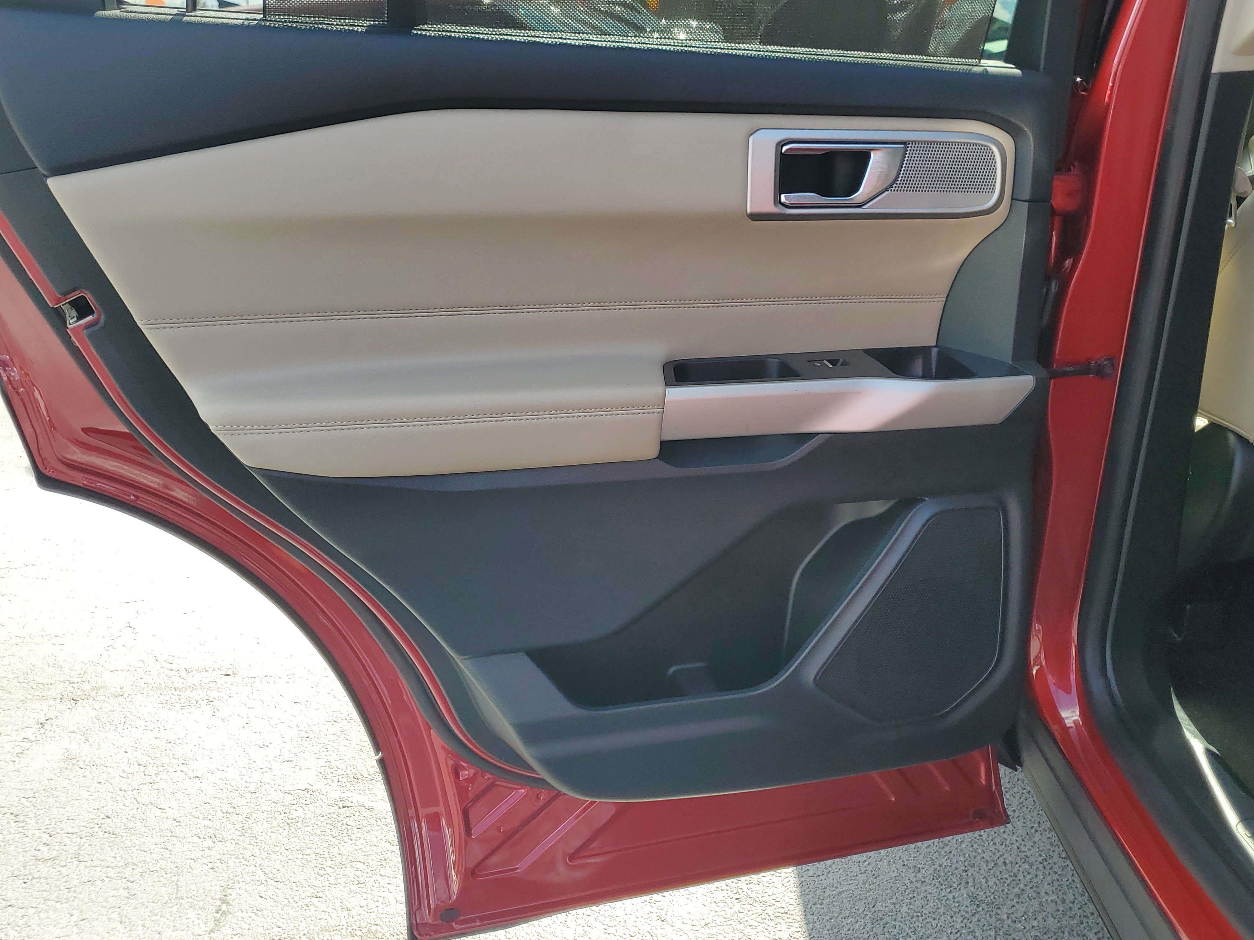 Certified 2021 Ford Explorer Limited w/ Equipment Group 301A image 13