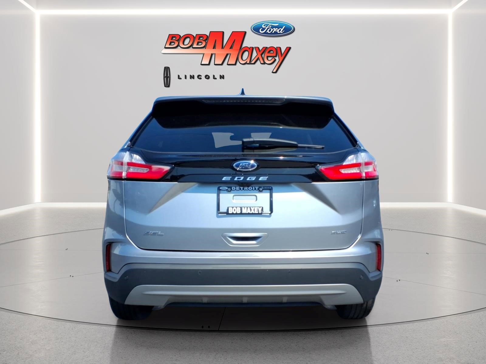 Certified 2023 Ford Edge SEL w/ Convenience Package AWD/4WD image 9