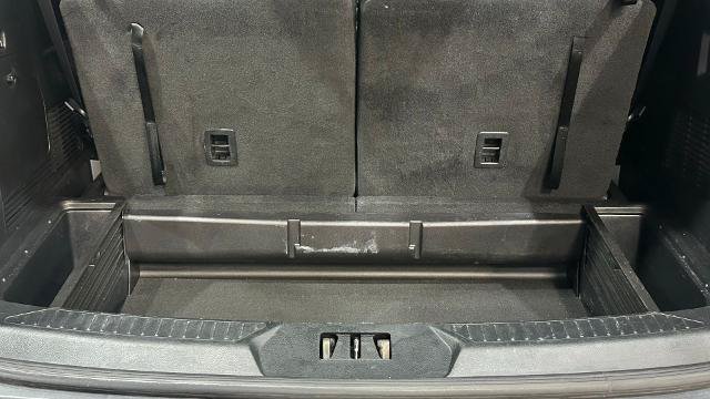 Certified 2022 Ford Explorer XLT w/ Equipment Group 202A AWD/4WD image 34