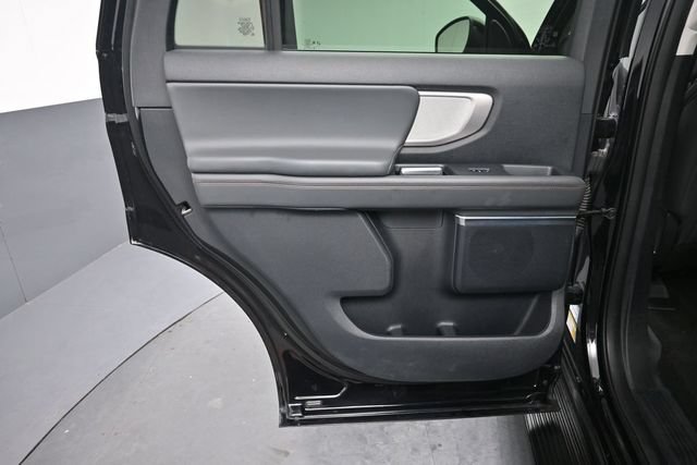 Certified 2025 Ford Expedition Active AWD/4WD image 23