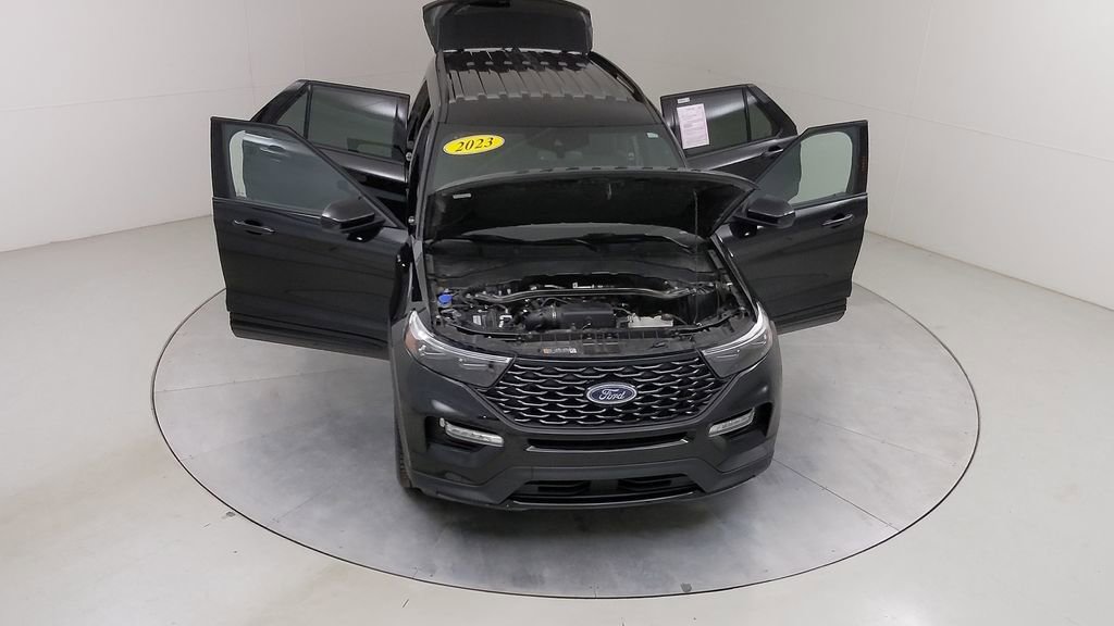 Certified 2023 Ford Explorer ST-Line AWD/4WD image 49