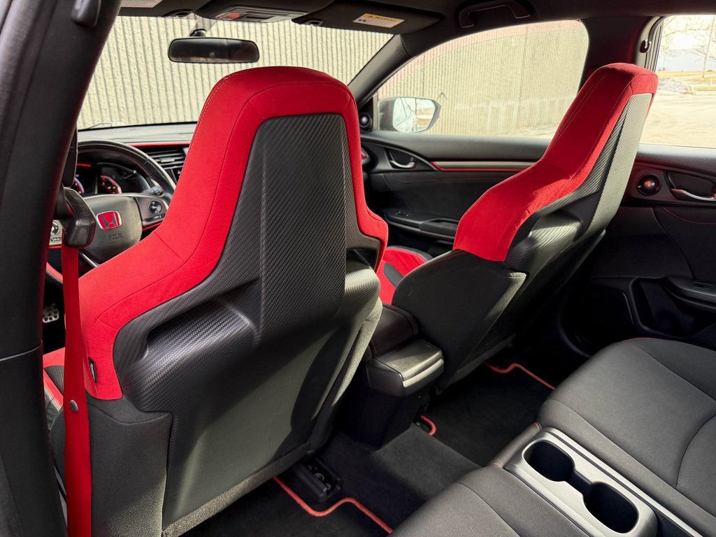 Used 2018 Honda Civic Type R image 16