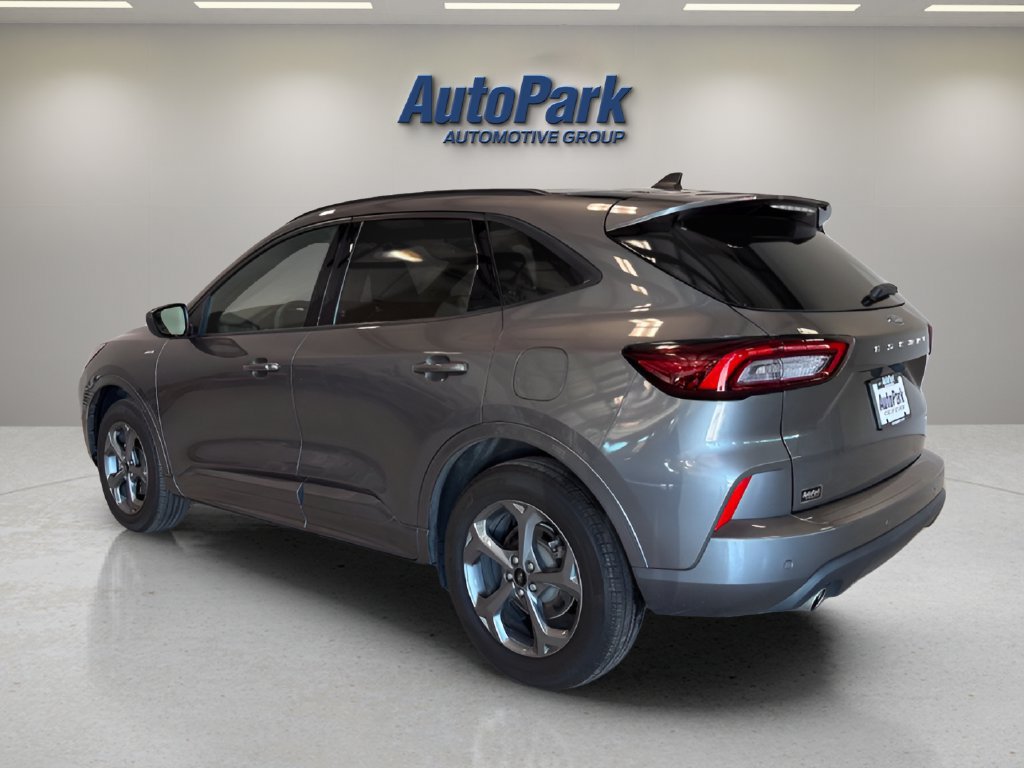 Certified 2024 Ford Escape ST-Line w/ Tech Pack #1 AWD/4WD image 5