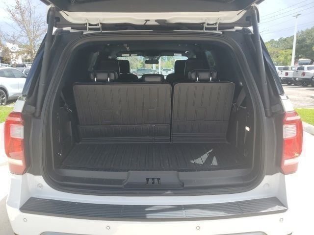 Certified 2021 Ford Expedition XLT RWD image 7