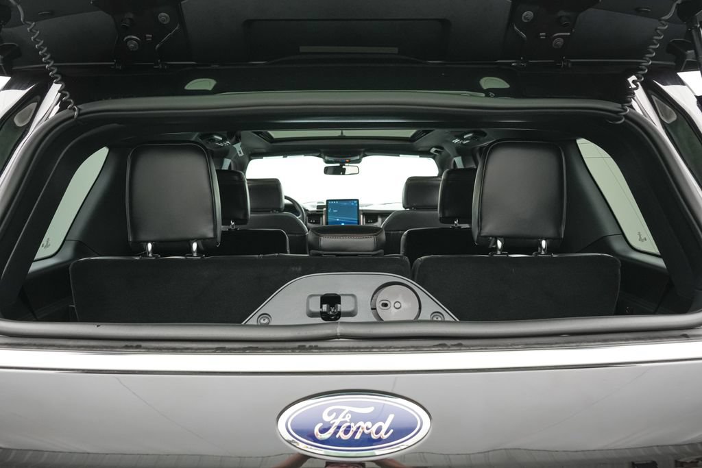 Certified 2024 Ford Expedition Platinum AWD/4WD image 26